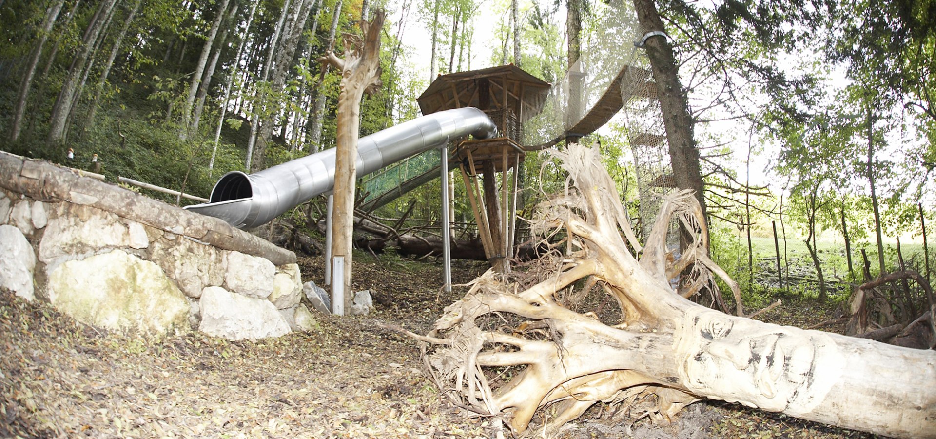 In the forest playground &quot;witch climb&quot; you can meet all the little witches and sorcerers